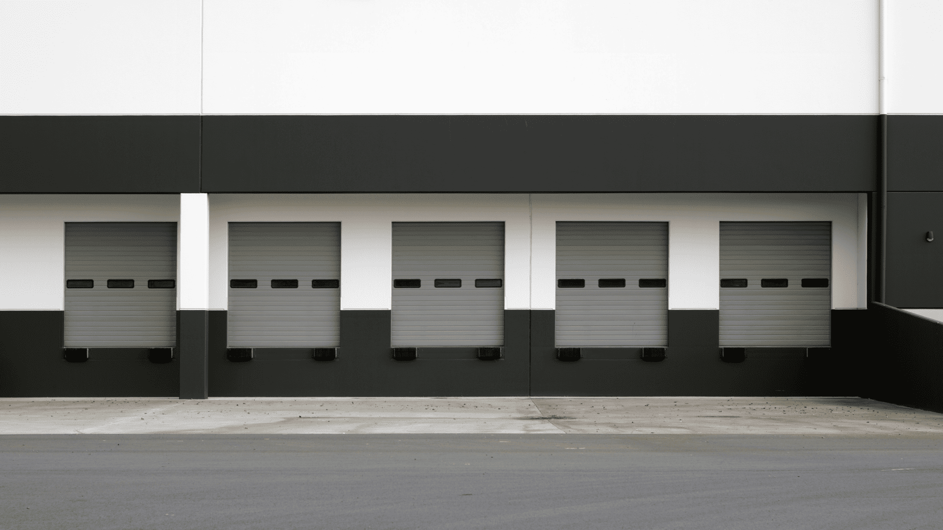 Commercial Roll Up Door Sizes ‒ The Definitive Guide