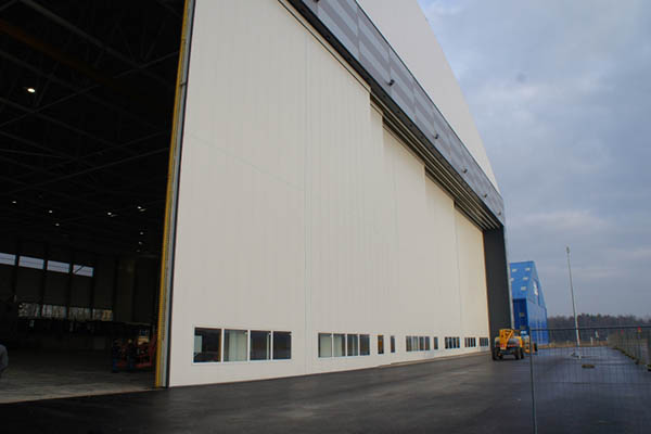 Norco sliding hangar doors