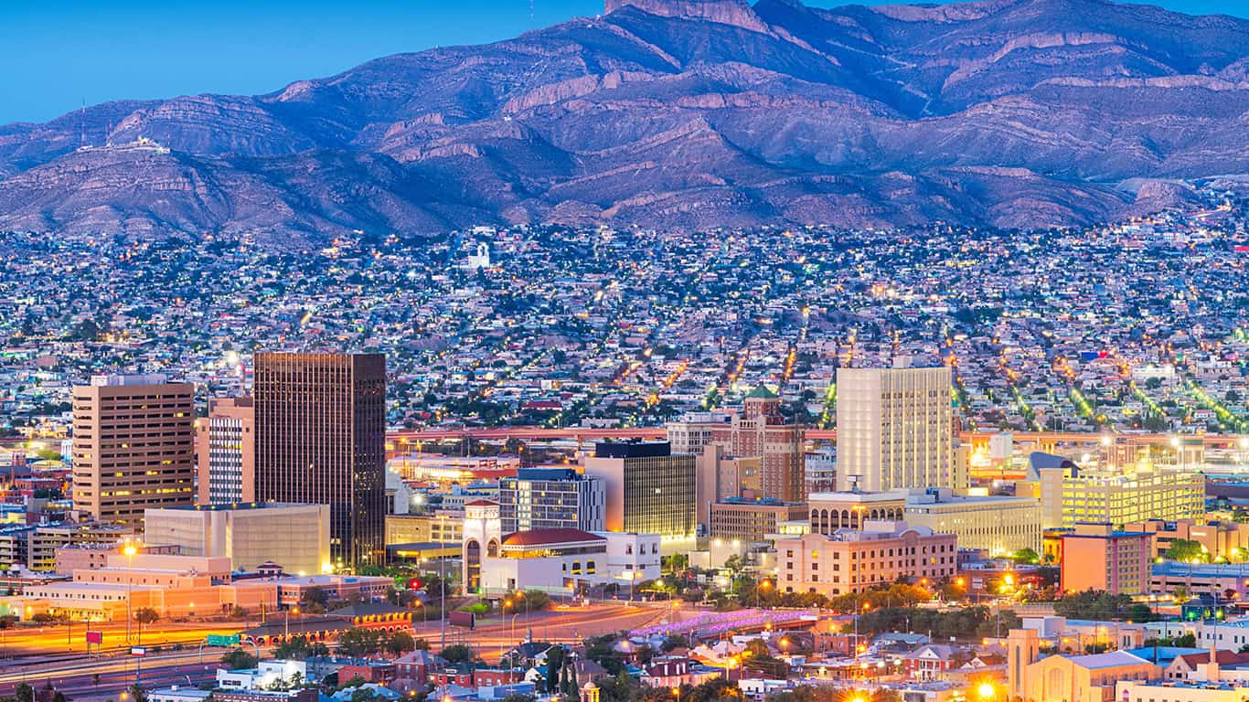 El Paso, Texas, downtown city skyline